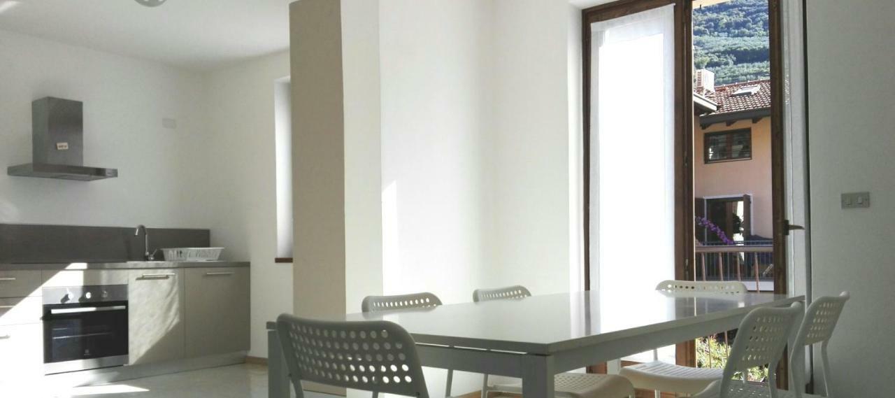 Appartement Terrazza Sugli Ulivi à Riva del Garda Extérieur photo